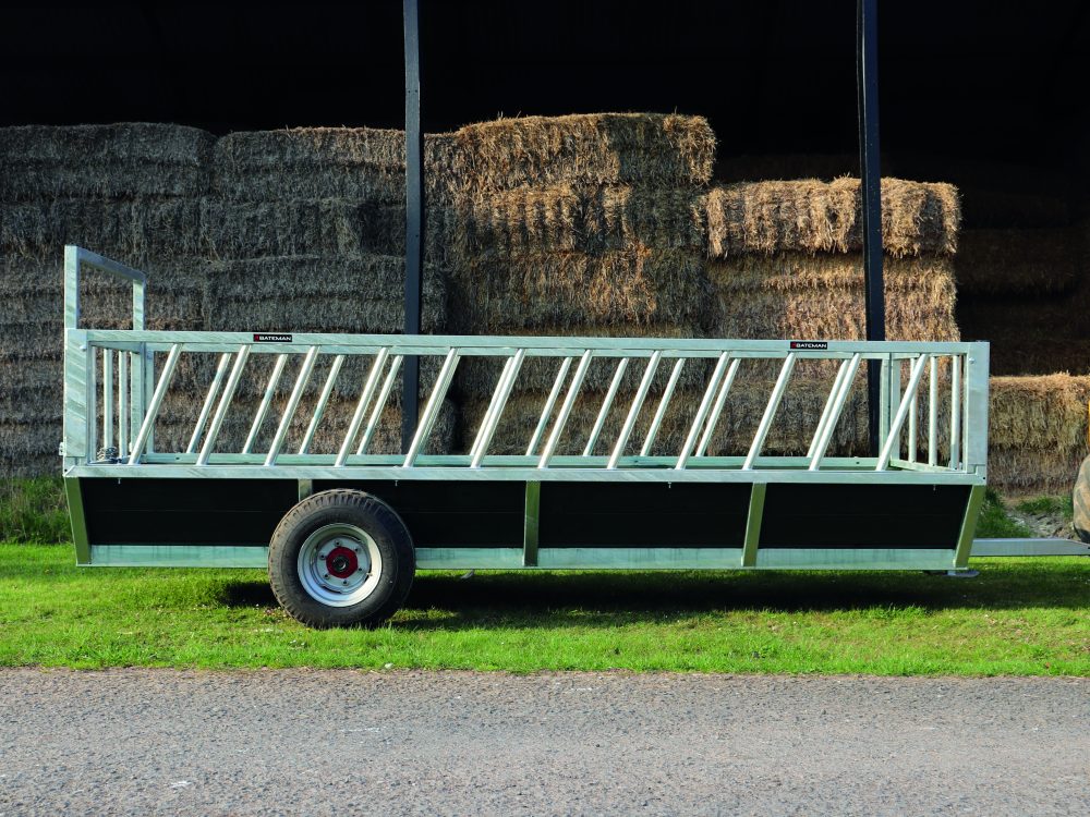 Cattle feed trailer image